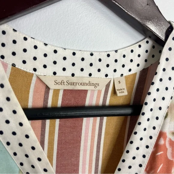 Soft Surroundings Size Small Mixed Print Button Boho Floral Dot Blouse Top KK15 - Picture 2 of 5